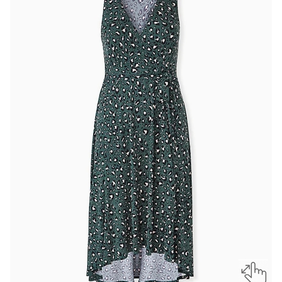 torrid Dresses & Skirts - green leopard Torrid Dress size 2